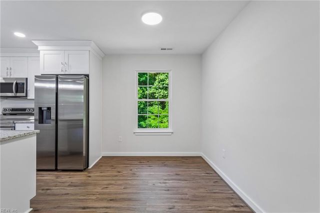 5738 Hickory Fork RD, Gloucester, VA 23061