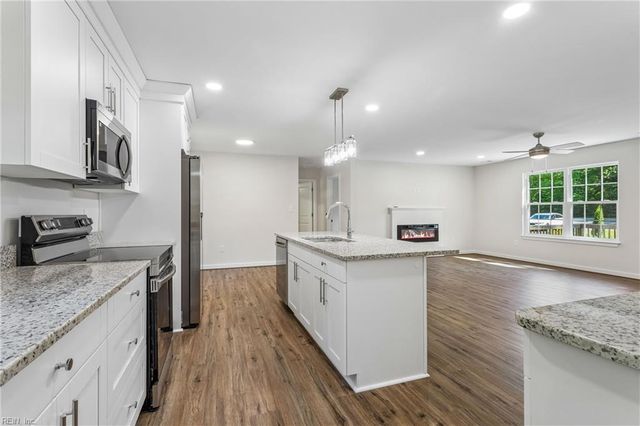 5738 Hickory Fork RD, Gloucester, VA 23061