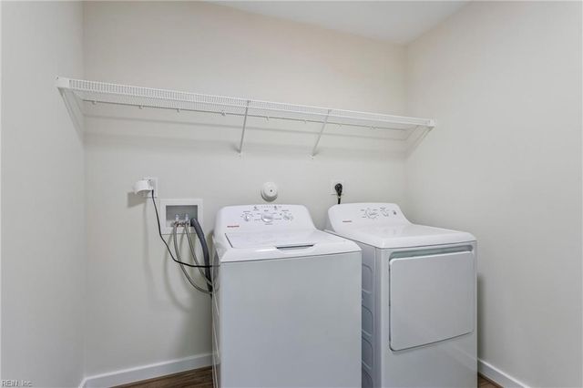 5738 Hickory Fork RD, Gloucester, VA 23061