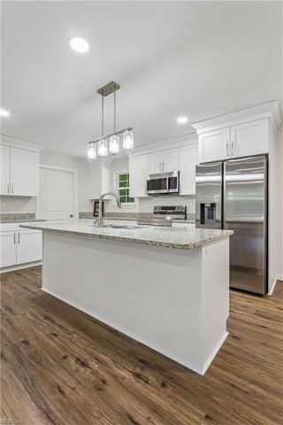 5738 Hickory Fork RD, Gloucester, VA 23061