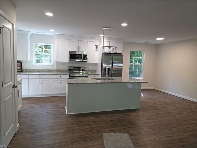 5738 Hickory Fork RD, Gloucester, VA 23061