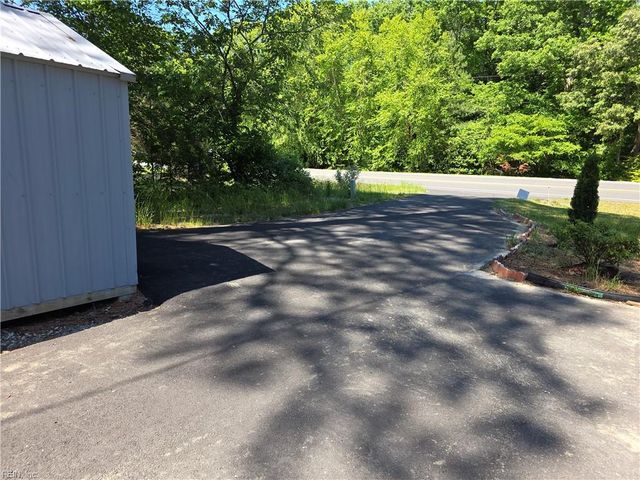 5738 Hickory Fork RD, Gloucester, VA 23061