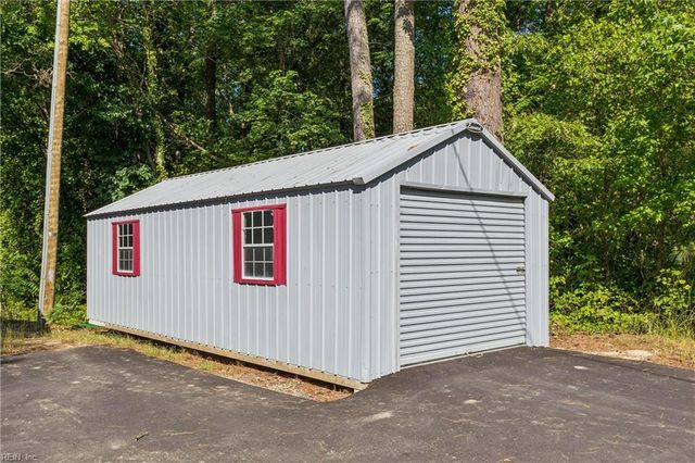 5738 Hickory Fork RD, Gloucester, VA 23061