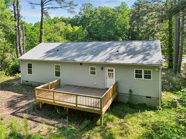 5738 Hickory Fork RD, Gloucester, VA 23061