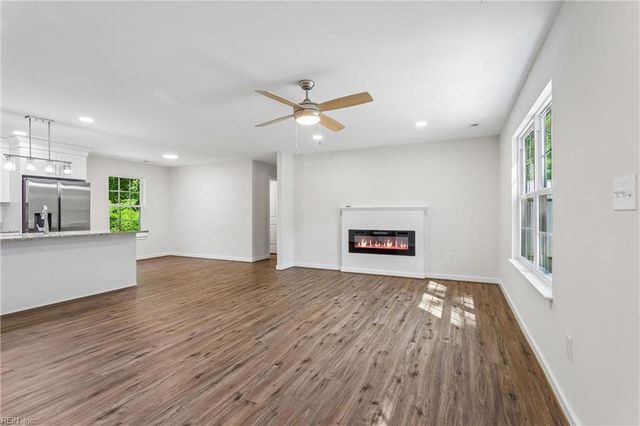 5738 Hickory Fork RD, Gloucester, VA 23061