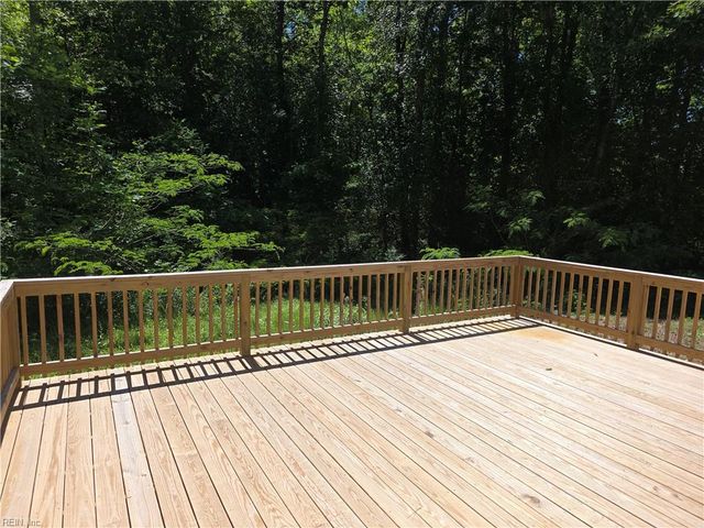 5738 Hickory Fork RD, Gloucester, VA 23061