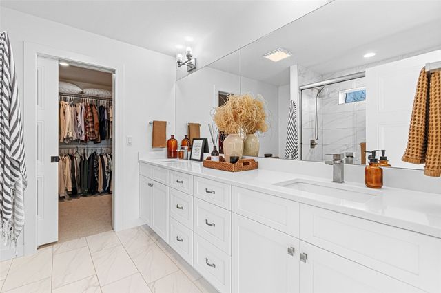 834 Old Mill Lane, Solon, IA 52333