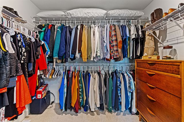 834 Old Mill Lane, Solon, IA 52333