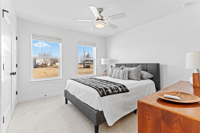 834 Old Mill Lane, Solon, IA 52333