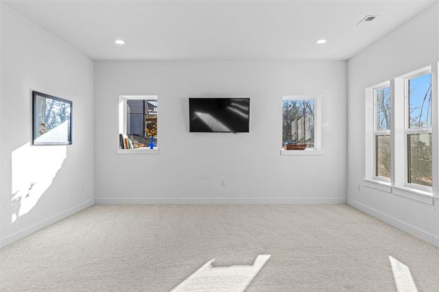 834 Old Mill Lane, Solon, IA 52333