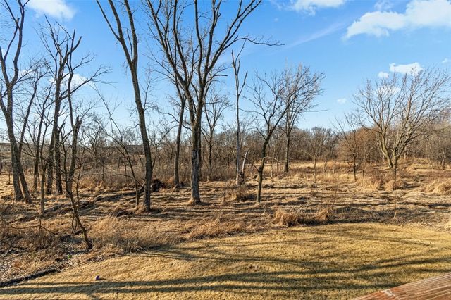 834 Old Mill Lane, Solon, IA 52333