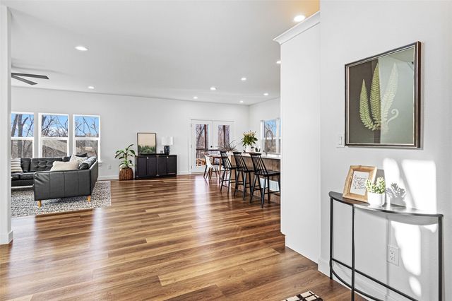 834 Old Mill Lane, Solon, IA 52333