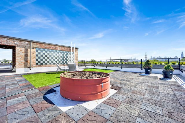 2701 W Fulton Street PENTHOUSE, Chicago, IL 60612