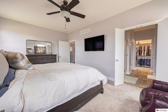 200 Pebble Beach, Lincoln, NE 68520