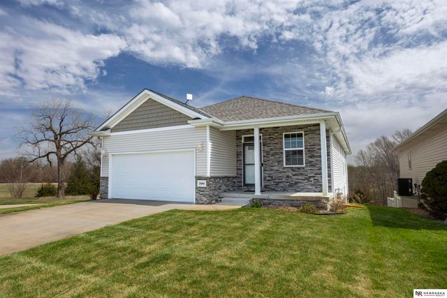 200 Pebble Beach, Lincoln, NE 68520