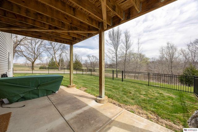 200 Pebble Beach, Lincoln, NE 68520