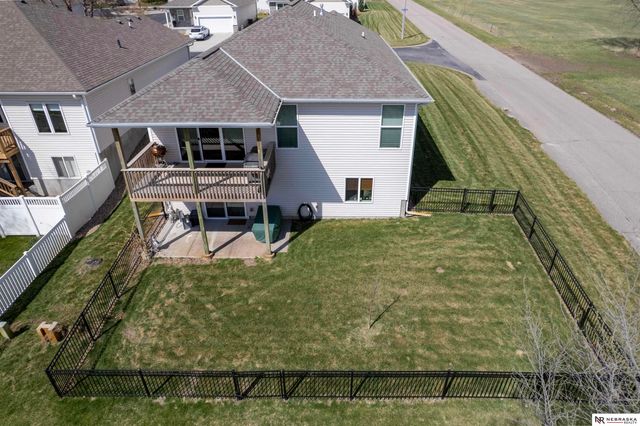 200 Pebble Beach, Lincoln, NE 68520