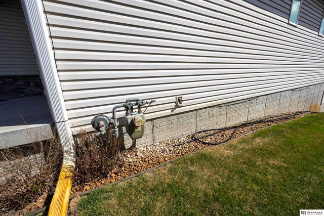 200 Pebble Beach, Lincoln, NE 68520