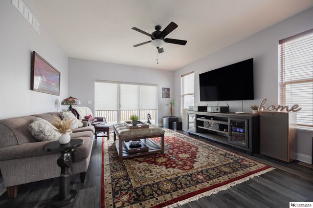 200 Pebble Beach, Lincoln, NE 68520