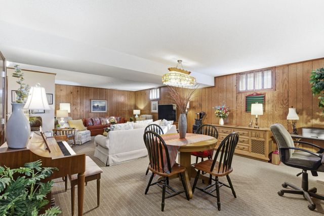 4058 E Linwood Street, Springfield, MO 65809