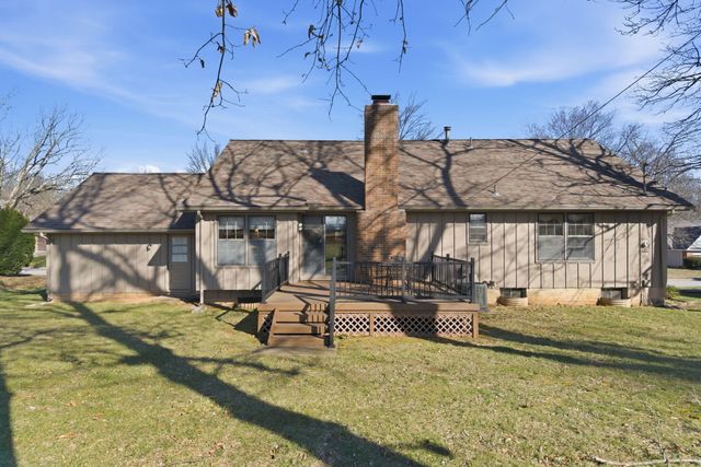 4058 E Linwood Street, Springfield, MO 65809