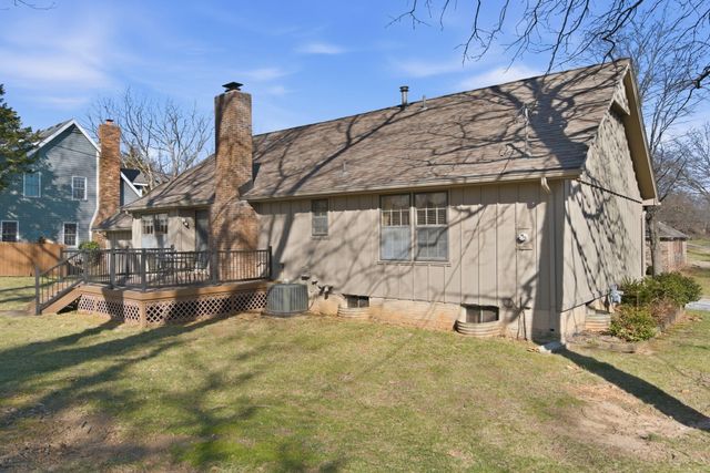 4058 E Linwood Street, Springfield, MO 65809