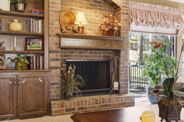 4058 E Linwood Street, Springfield, MO 65809