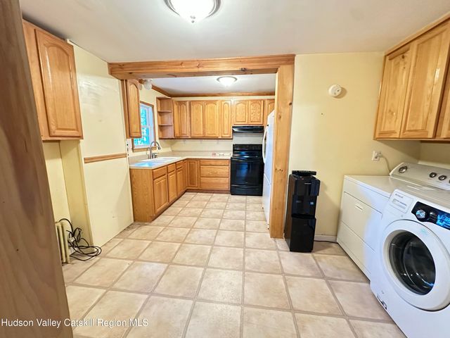 91 Lafayette Avenue, Coxsackie, NY 12051