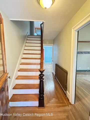 91 Lafayette Avenue, Coxsackie, NY 12051