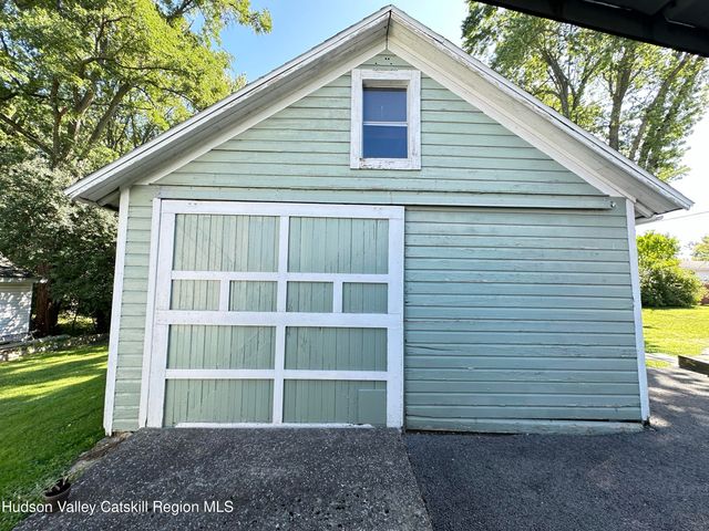 91 Lafayette Avenue, Coxsackie, NY 12051