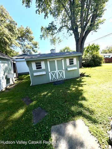 91 Lafayette Avenue, Coxsackie, NY 12051
