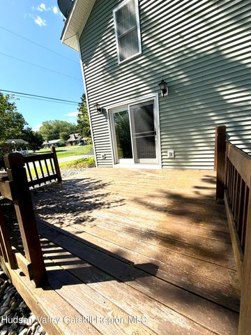 91 Lafayette Avenue, Coxsackie, NY 12051