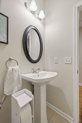 1517 Bending River Dr, Nashville, TN 37221