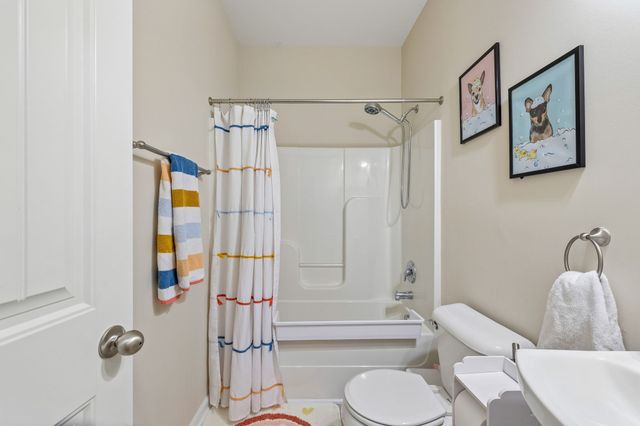 1517 Bending River Dr, Nashville, TN 37221