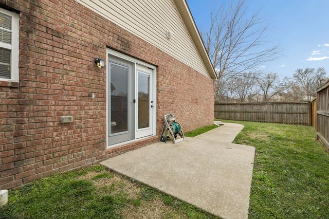 1517 Bending River Dr, Nashville, TN 37221