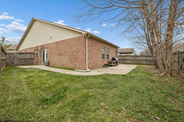 1517 Bending River Dr, Nashville, TN 37221