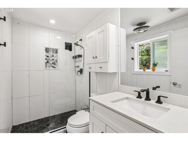 15813 Ne 25TH Ave, Vancouver, WA 98686