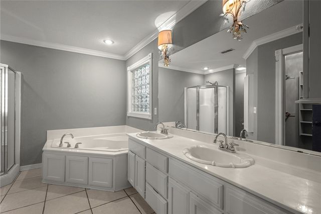 6219 W Southgate Court, Rogers, AR 72758