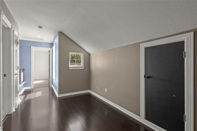 6219 W Southgate Court, Rogers, AR 72758