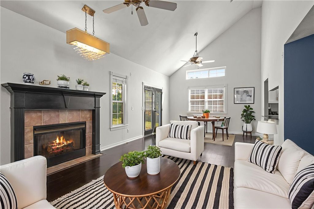 6219 W Southgate Court, Rogers, AR 72758