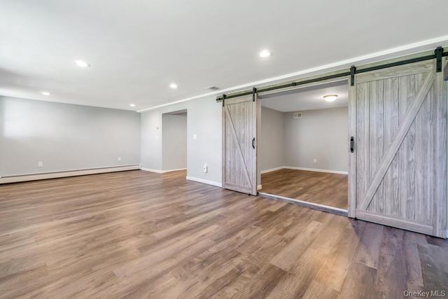 3 Drake Lane, Kings Park, NY 11754
