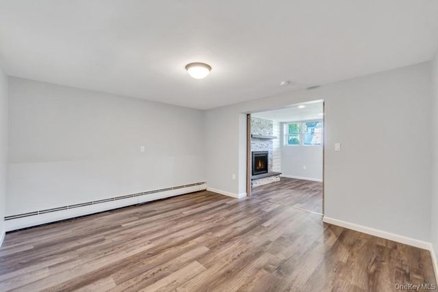 3 Drake Lane, Kings Park, NY 11754
