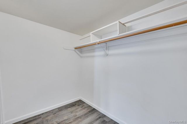 3 Drake Lane, Kings Park, NY 11754