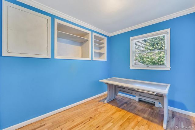 3 Drake Lane, Kings Park, NY 11754