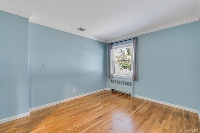 3 Drake Lane, Kings Park, NY 11754