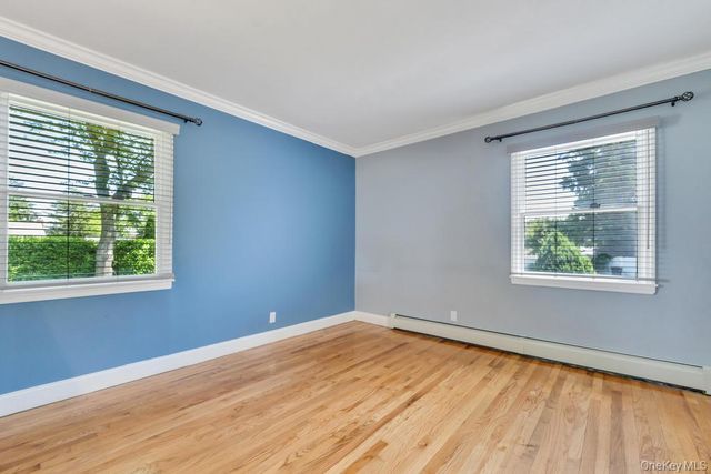 3 Drake Lane, Kings Park, NY 11754