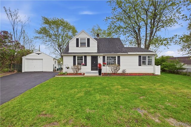 9 Willow Court, Cheektowaga, NY 14225