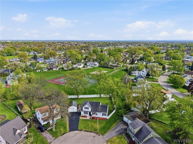 9 Willow Court, Cheektowaga, NY 14225