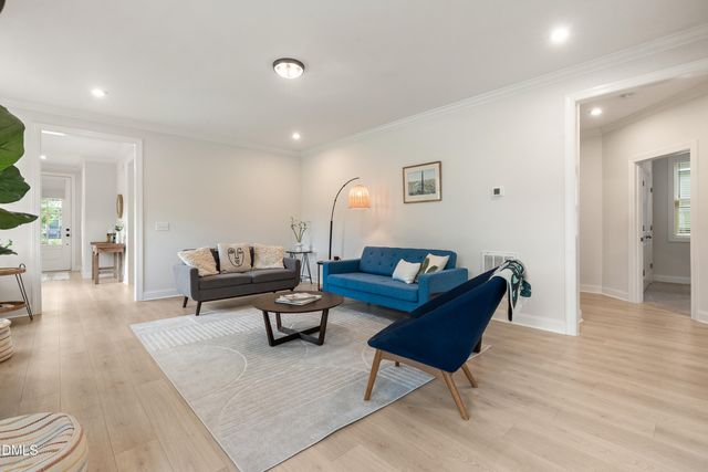 210 Monteith Drive, Chapel Hill, NC 27516
