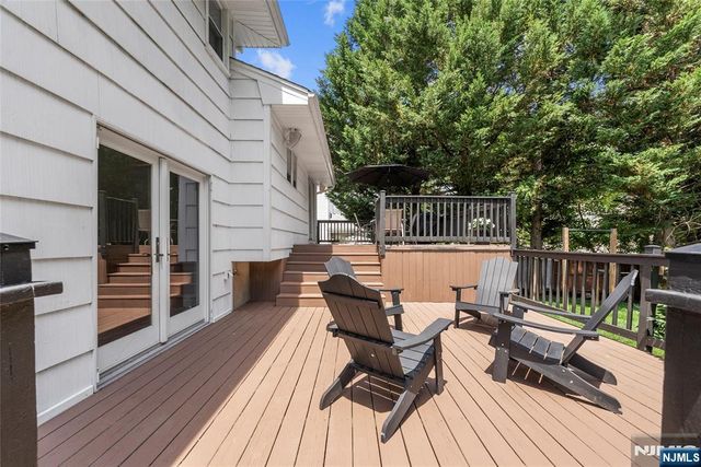 322 Scharer Avenue, Northvale, NJ 07647